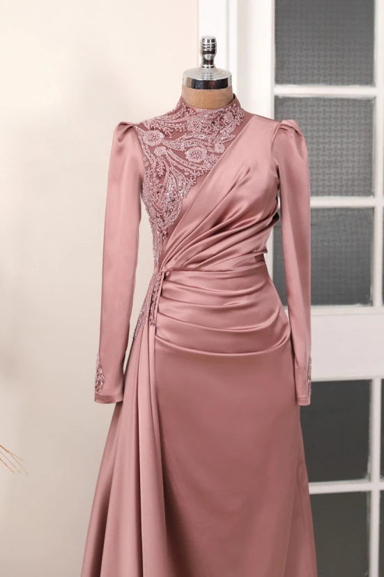 Monica Abiye Gül Kurusu