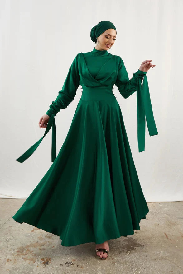 Gözde Düğmeli Zümrüt Tesettür Abiye